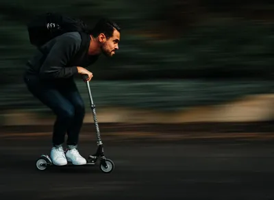 Hilarious Quotes to Celebrate the Big 4-0: Amusing and Witty 40th Birthday Jokes